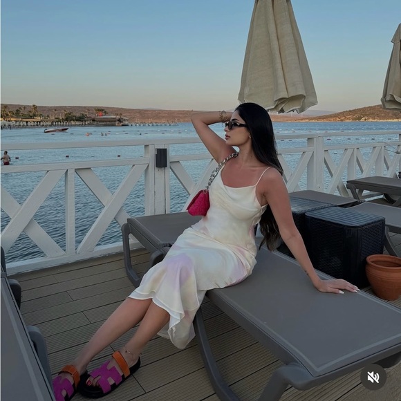 Zara maxi long satin foil effect cowl neck body on casual summer vacation dress - Picture 3 of 16